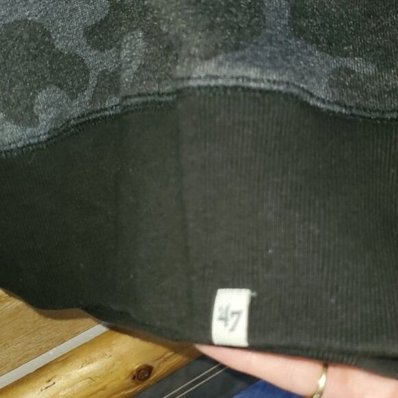 47 Brand Camo Embroidered Oklahoma City OKC Logo Long Sleeve Sz XL Sweatshirt - Picture 5 of 12